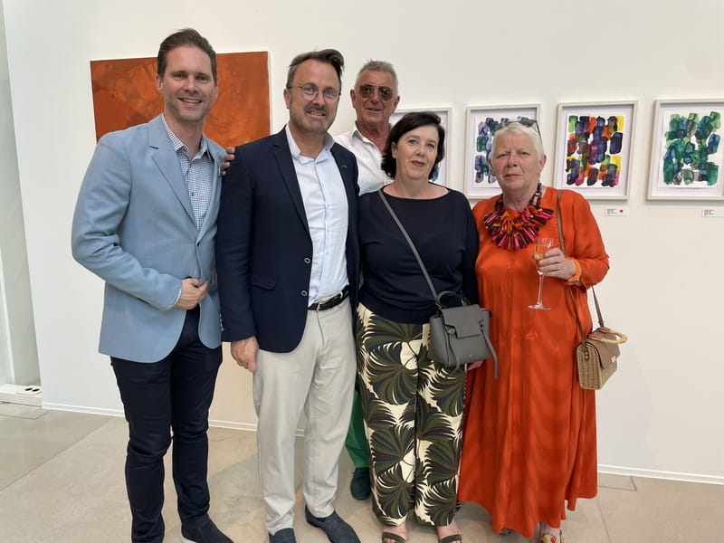 Gauthier Destenay, Prime Minister Xavier Bettel, Fernand Staudt, Mireiller Reuter, and Sylvie Bisdorff_Hogan Lovells Luxembourg teams up with Art2Cure