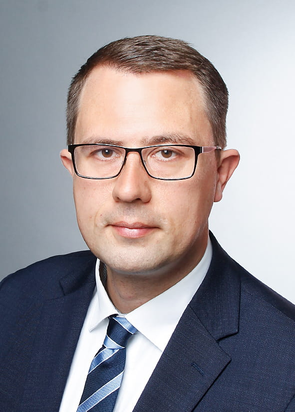 Dr. Alexander Petschulat