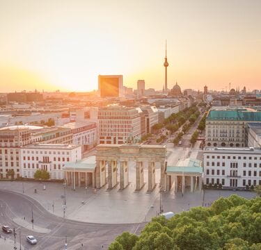 HLcom_Office mobile banner-Berlin_shutterstock_1087195121