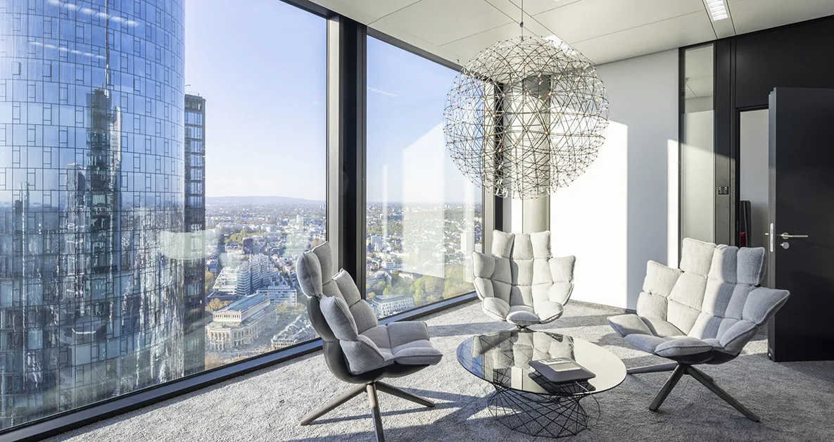 Hogan Lovells Frankfurt office interior 1